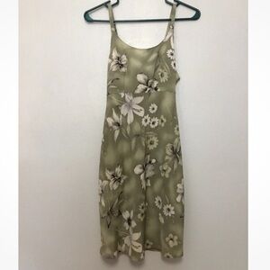 Vintage Y2K Floral Dress Back Pearl Buttons
